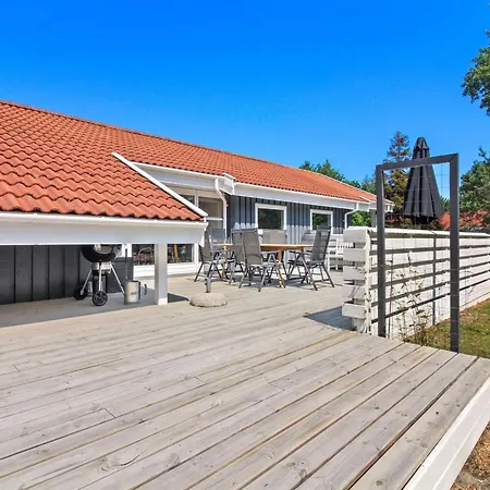 בית נופש Nikoletta - 250m From The Sea By Interhome